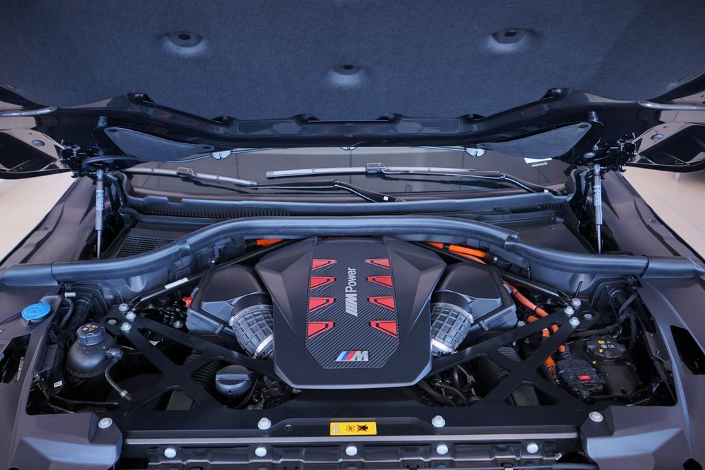 Thumbnail: 2026 BMW XM - 26