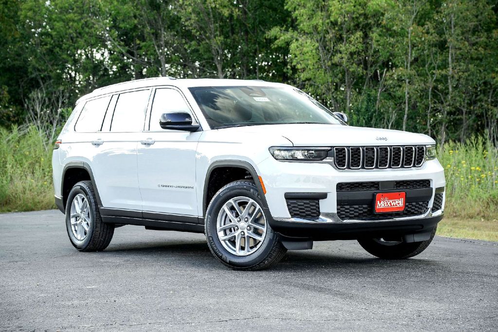 New Car 2025 Jeep Grand Cherokee L  Laredo For Sale Under $40,000 In Taylor, Texas
