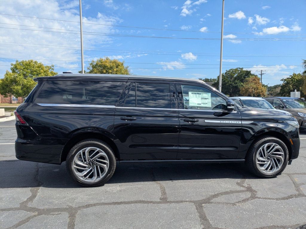 2025 Lincoln Navigator Reserve L