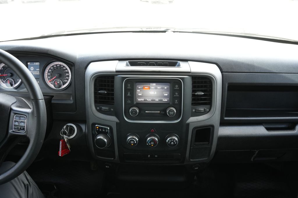 2023 Ram 1500 Classic Tradesman - 4