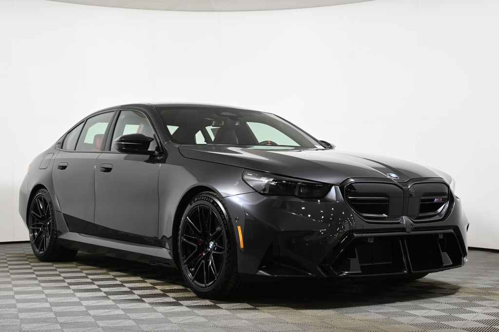 Thumbnail: 2026 BMW M5 - 9