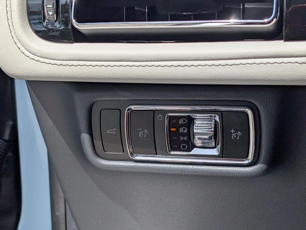 new 2026 Lincoln Aviator car, priced at $62,135