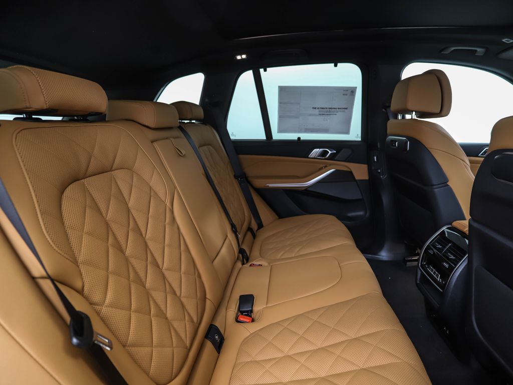 Thumbnail: 2026 BMW X5 - 27