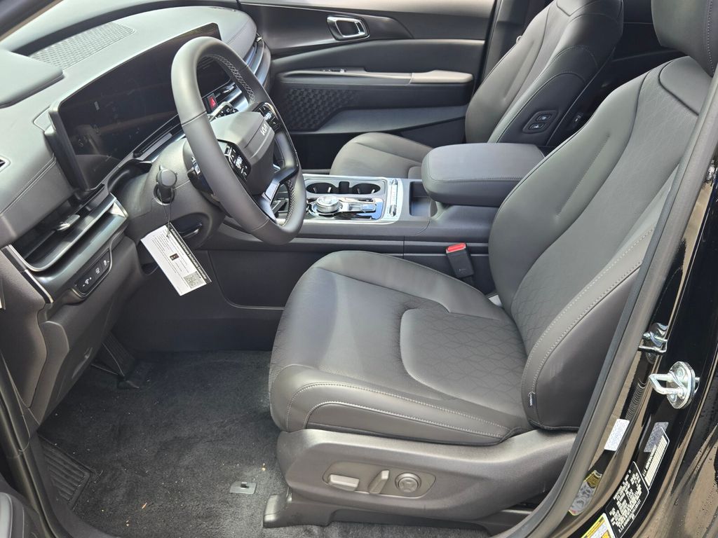 2027 Kia Carnival - $51,115