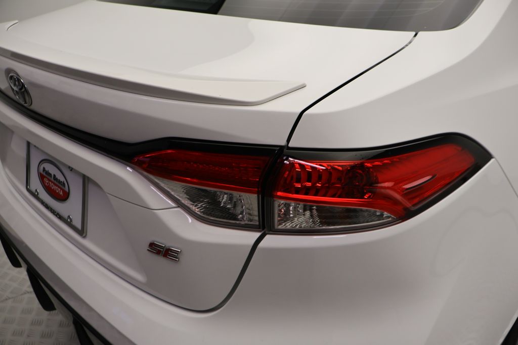 Thumbnail: 2023 Toyota Corolla - 9