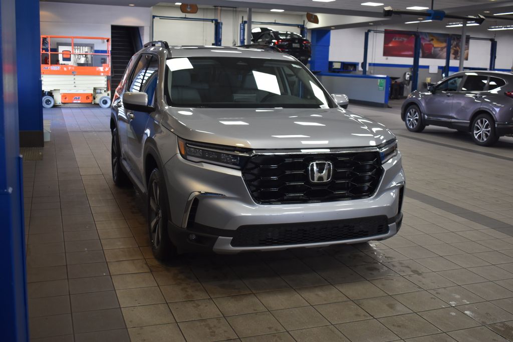 Thumbnail: 2025 Honda Pilot - 3