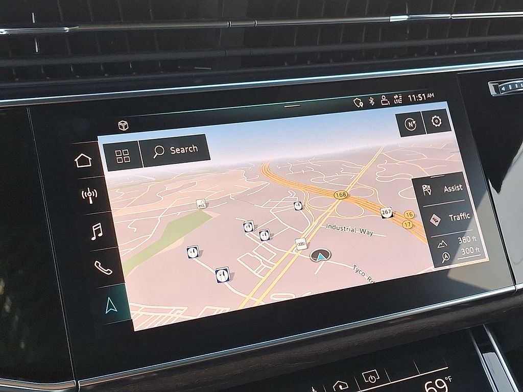 Thumbnail: 2019 Audi Q8 - 17