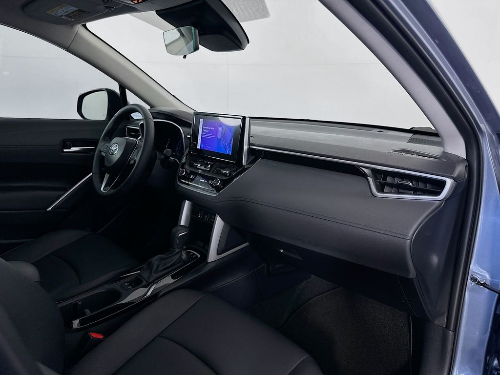 Thumbnail: 2024 Toyota Corolla Cross - 29