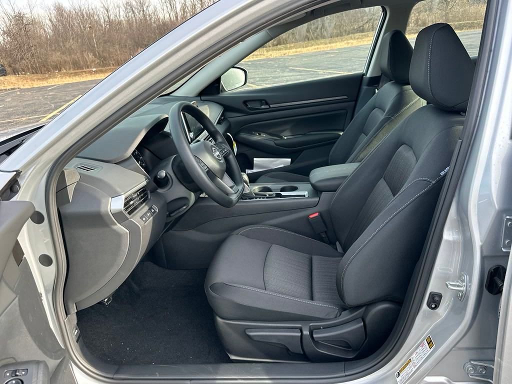 2025 Nissan Altima 2.5 S photo