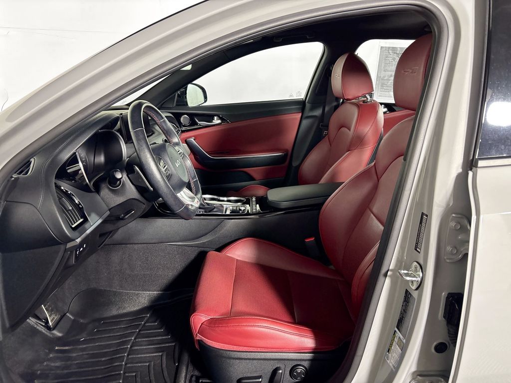2022 Kia Stinger GT-Line