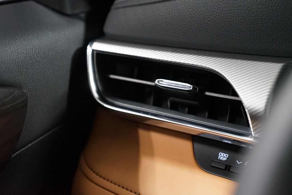 Thumbnail: 2026 Toyota Highlander - 28