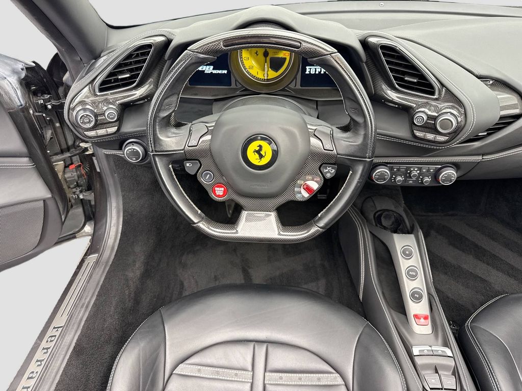 Thumbnail: 2018 Ferrari 488 - 18