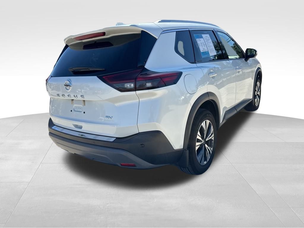 2021 Nissan Rogue SV 9