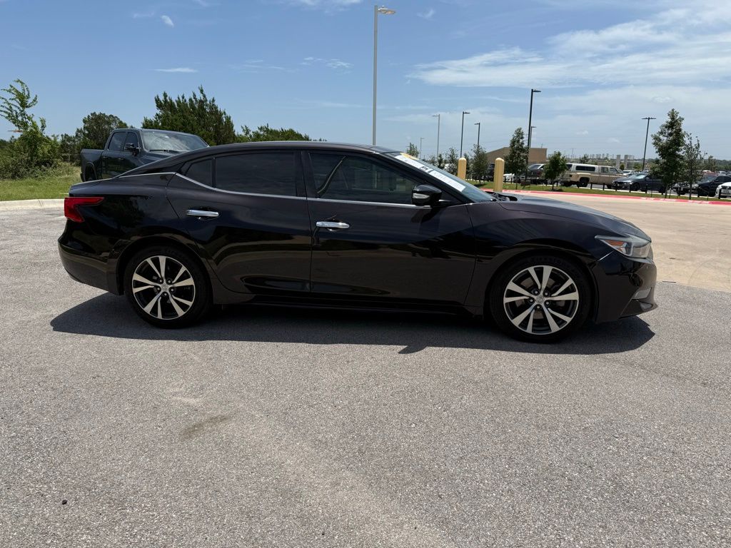 Thumbnail: 2017 Nissan Maxima - 4