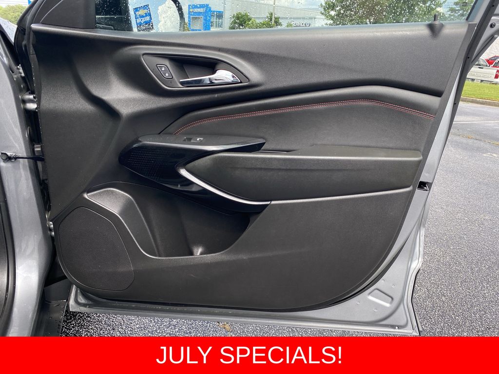 Used 2024 Chevrolet Trax SUV