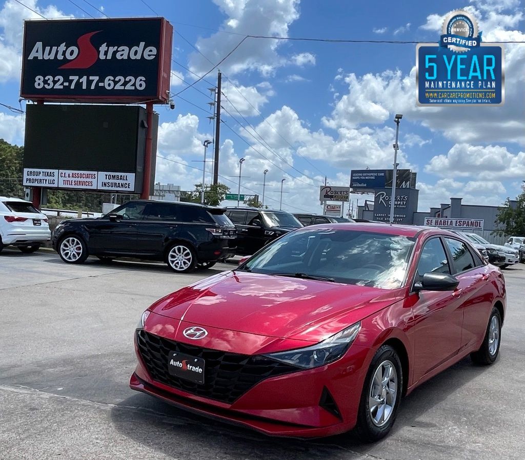 2022 Hyundai Elantra SE Red at DeMontrond Auto Country