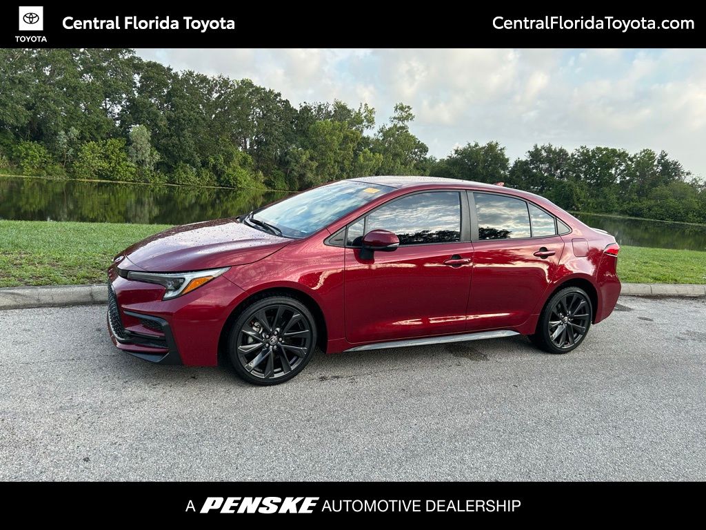 2023 Toyota Corolla SE Hero Image