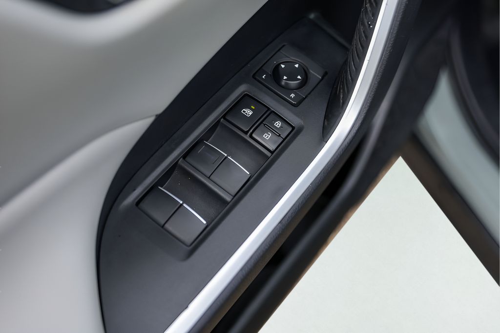 Used Car 2020 Toyota Rav4  Xle Premium For Sale Under $30,000 In Austin, Texas