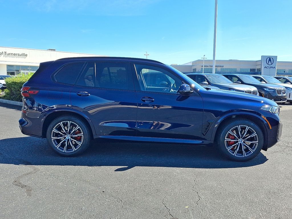 Thumbnail: 2024 BMW X5 - 7