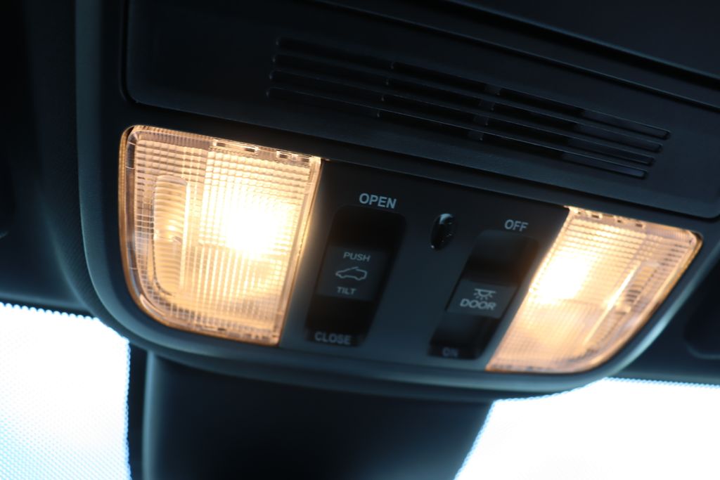 Thumbnail: 2026 Honda Odyssey - 26