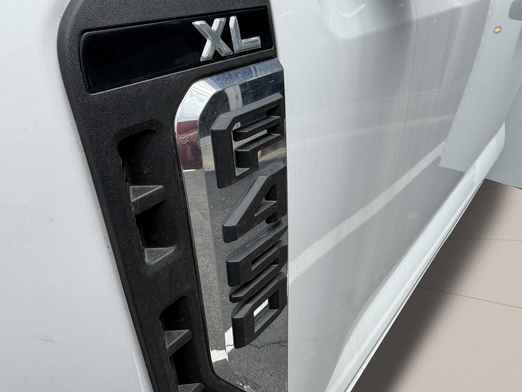 Used 2024 White Ford XL image 7