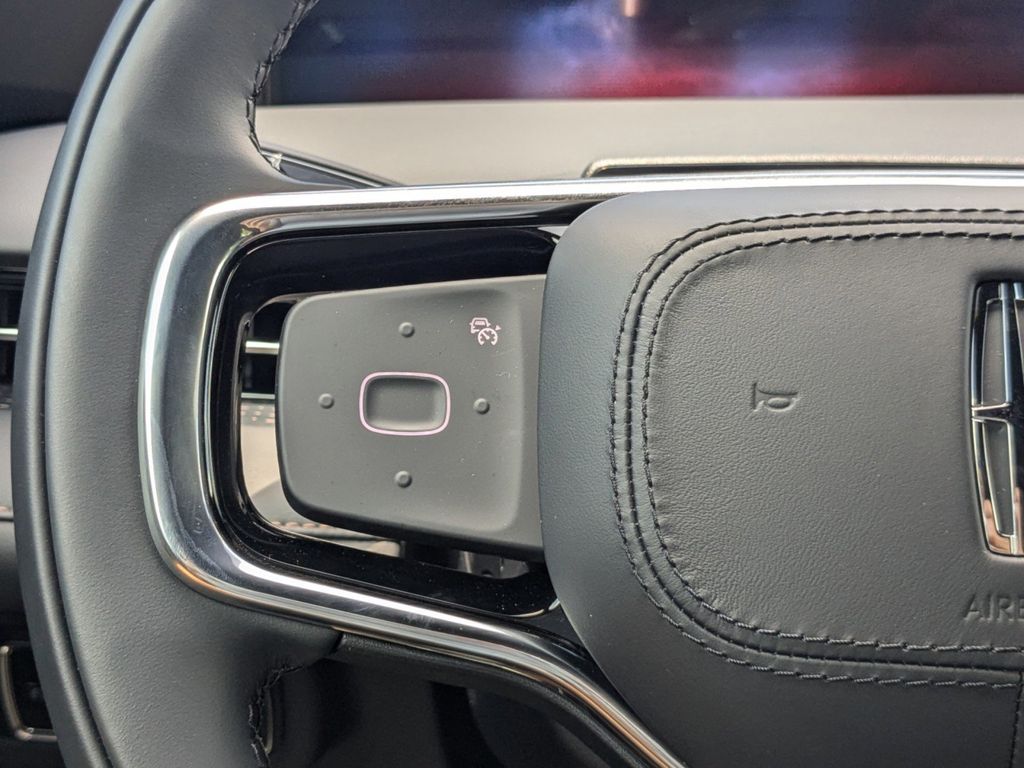 2025 Lincoln Nautilus Hybrid Premiere