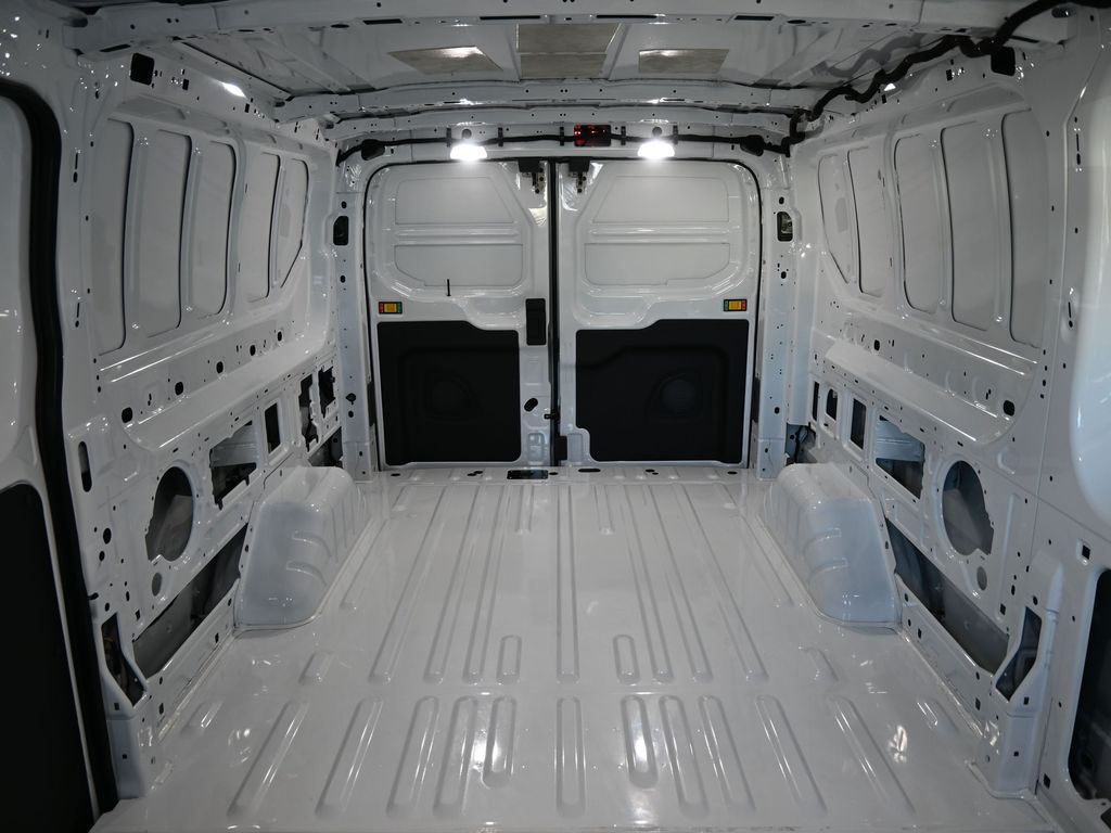 2024 Ford Transit 250