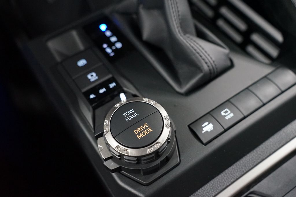 Thumbnail: 2026 Toyota 4Runner - 25