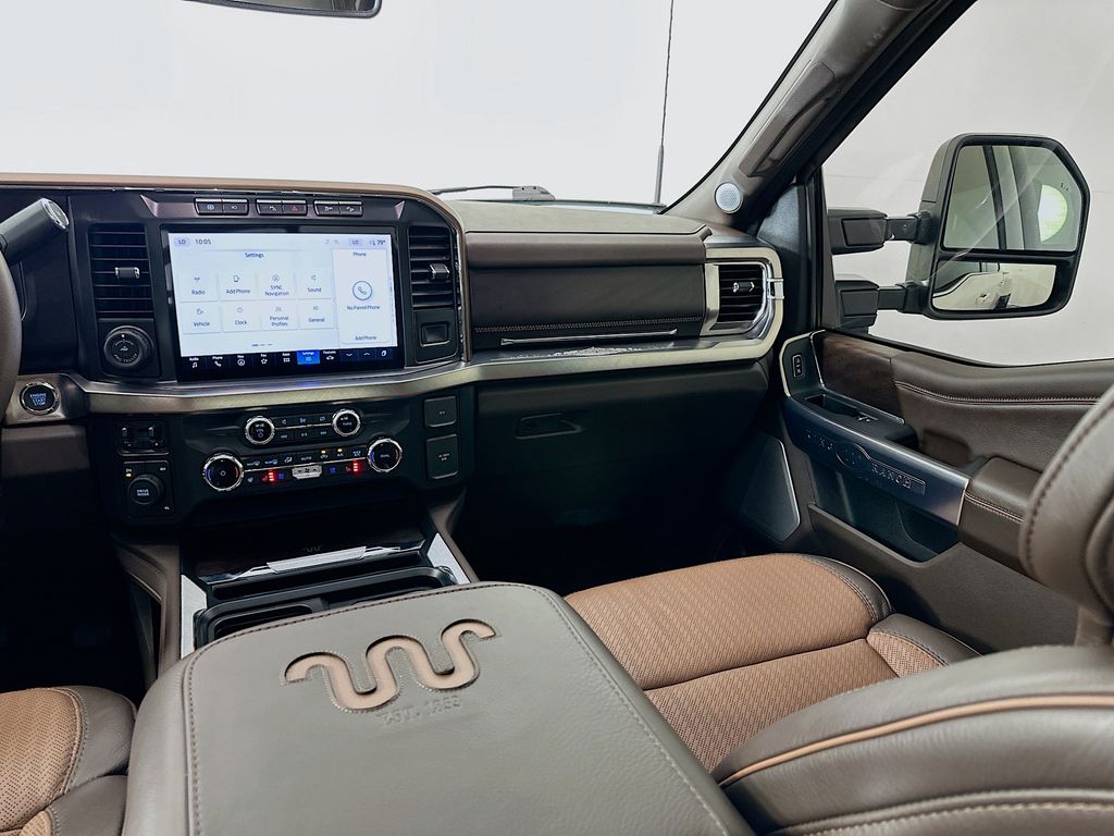 2024 Ford F-350 King Ranch 25
