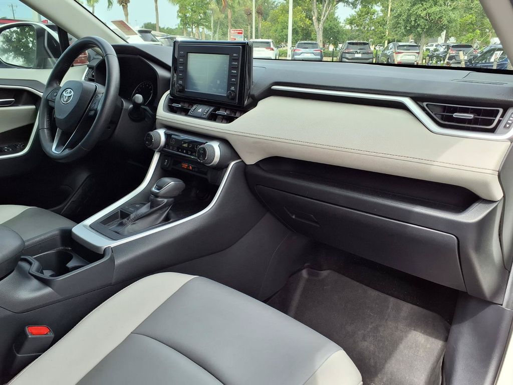 Used 2019 Toyota RAV4 SUV