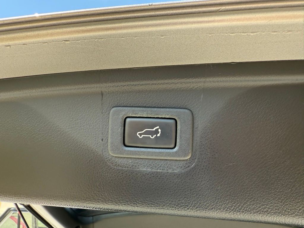 Thumbnail: 2017 Subaru Outback - 29