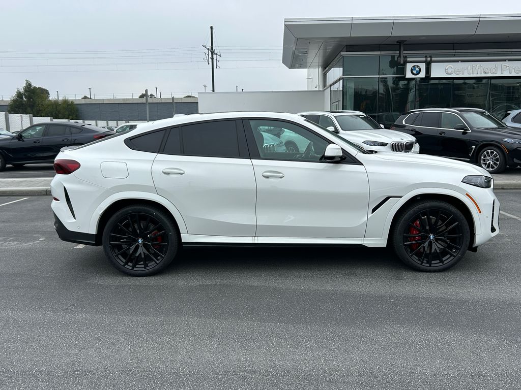 Thumbnail: 2026 BMW X6 - 6