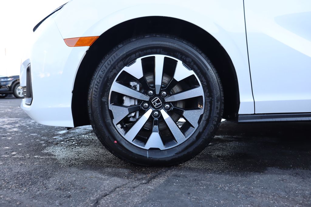 Thumbnail: 2026 Honda Odyssey - 10