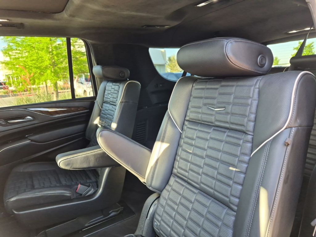 Used Car 2023 Cadillac Escalade Esv  Sport Platinum For Sale Under $80,000 In Austin, Texas