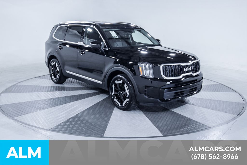 Used 2024 Black Kia EX image 14