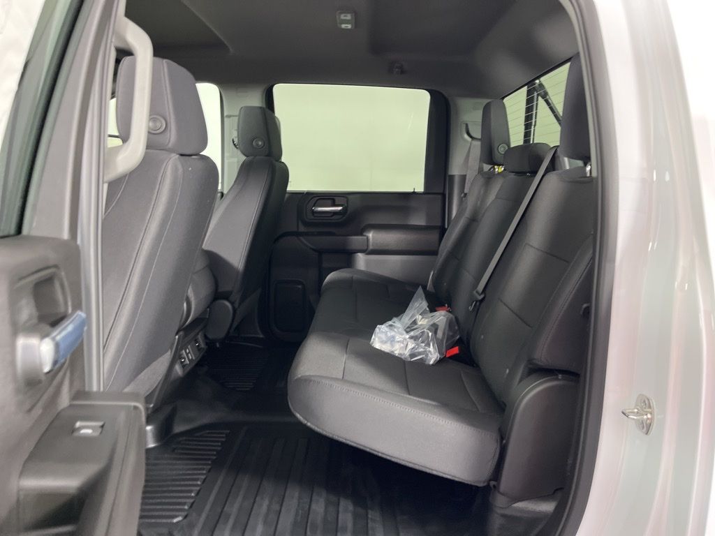 Thumbnail: 2026 Chevrolet Silverado 2500 - 23