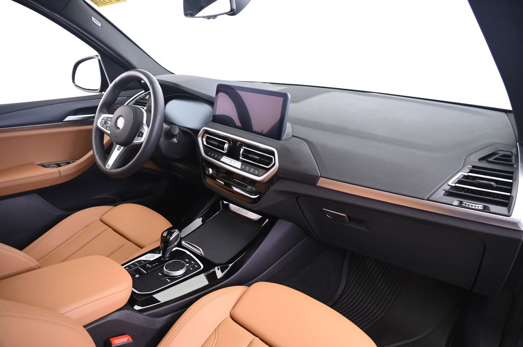 Thumbnail: 2024 BMW X3 - 22