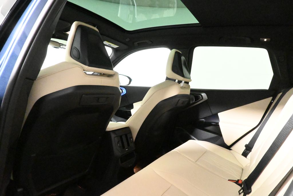 Thumbnail: 2026 BMW X3 - 31