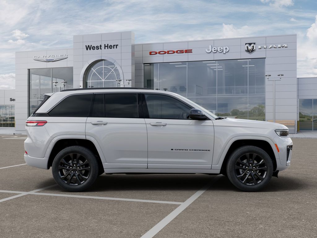 New 2026 White/off-white Jeep Limited image 21