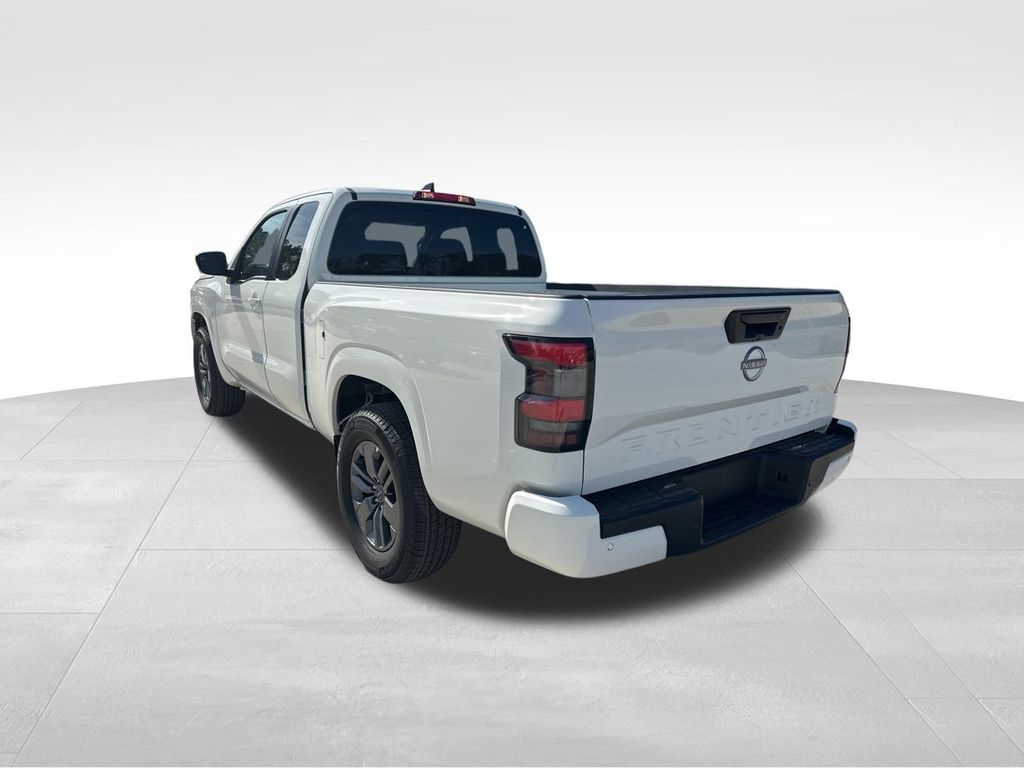 2025 Glacier White Nissan Frontier SV RWD Truck