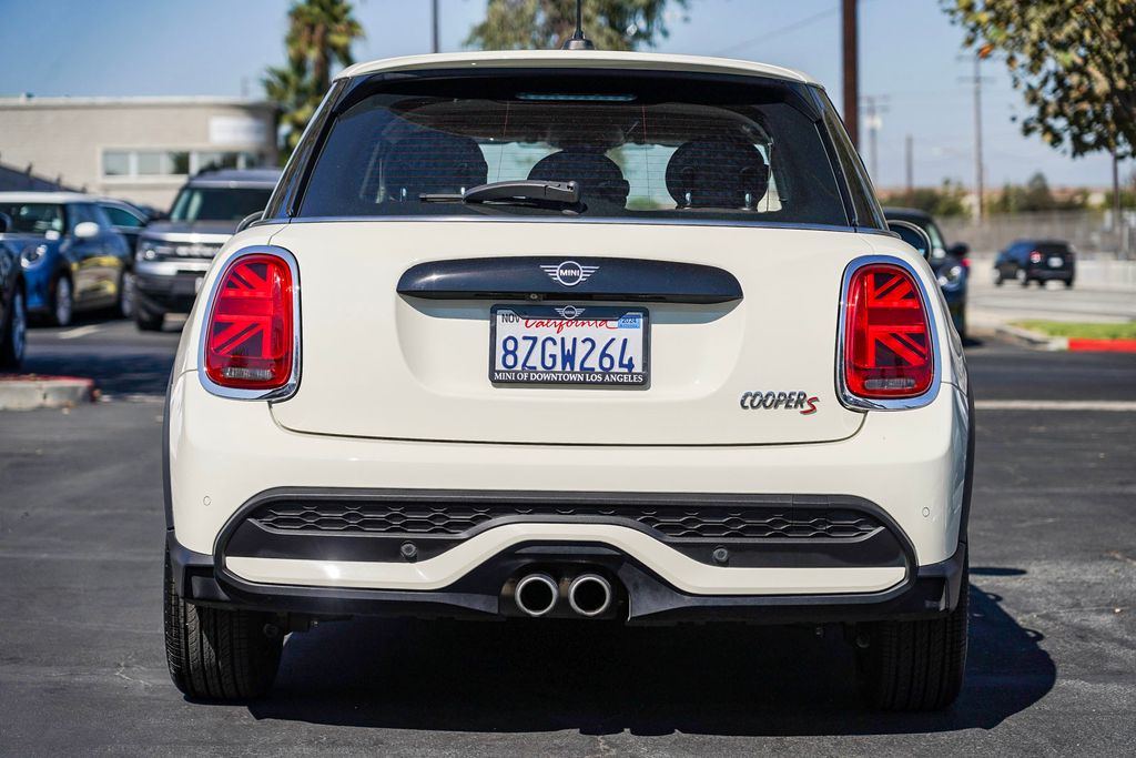 2022 MINI Cooper S Signature 7