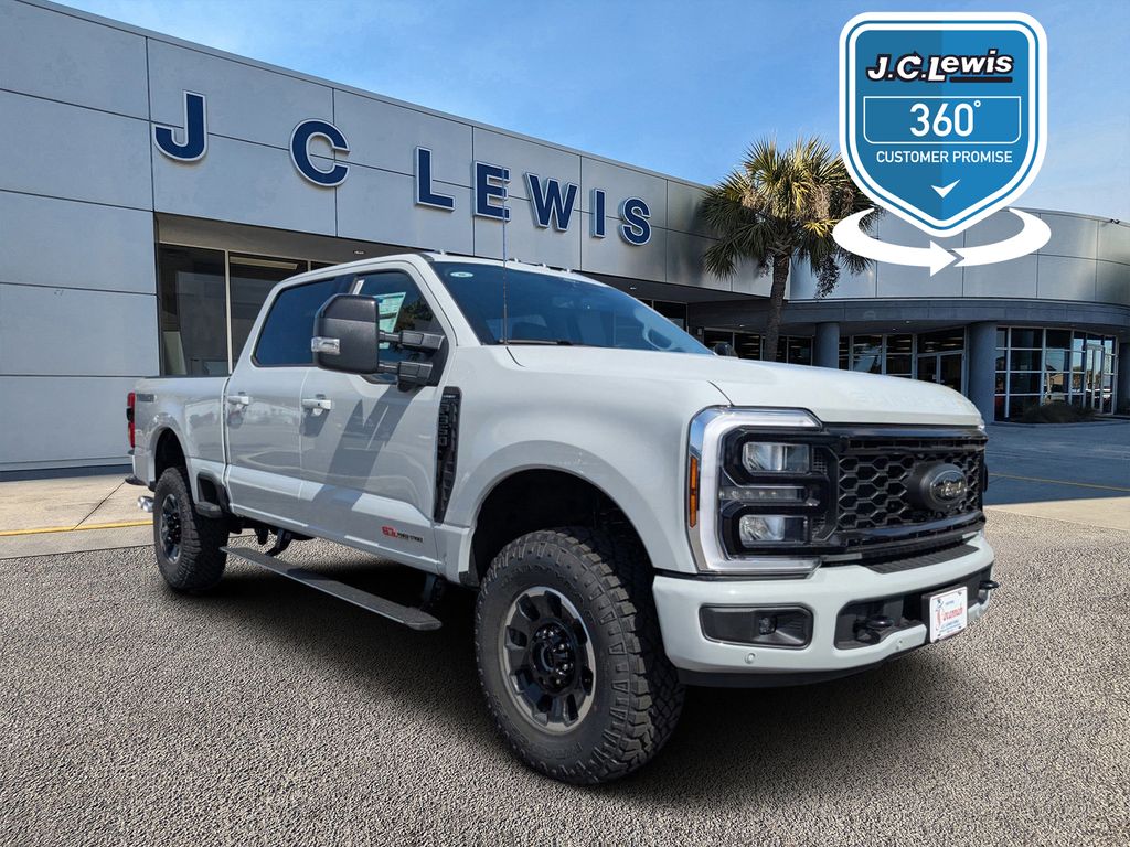 2026 Ford F-350 LARIAT