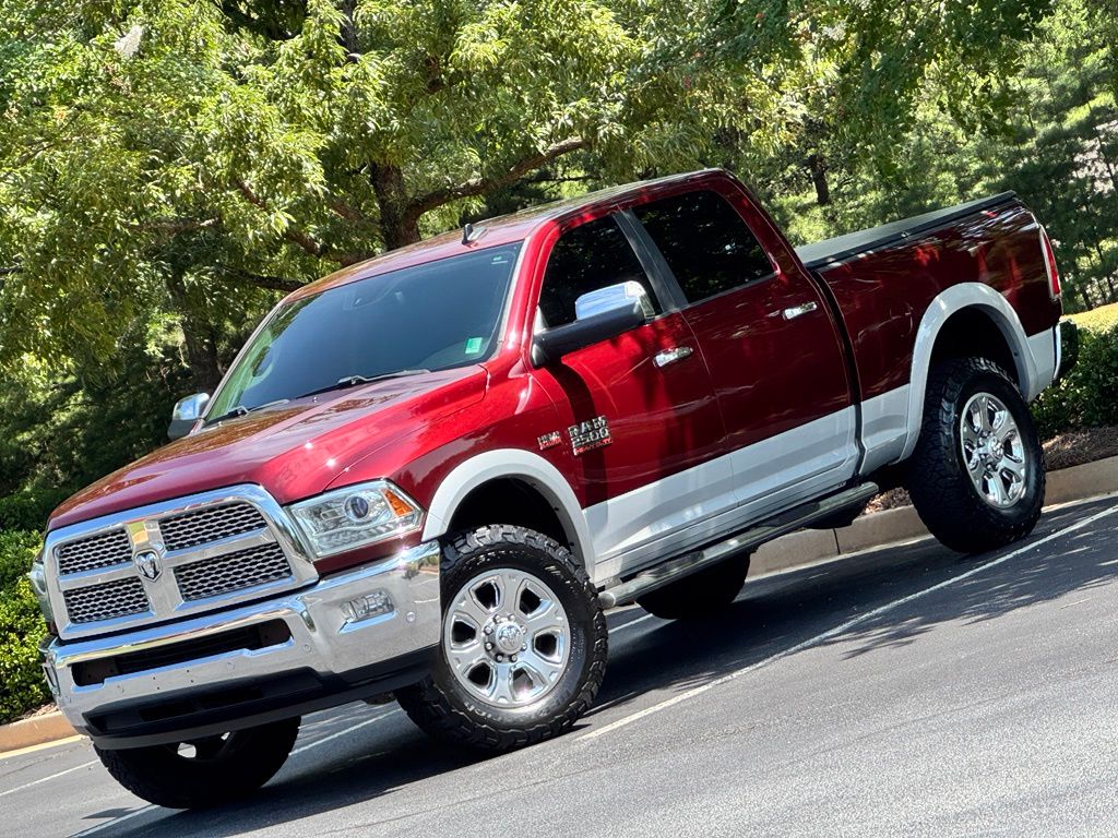  2017 RAM 2500 Laramie Crew Cab 4WD   