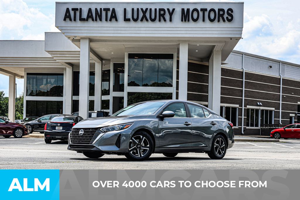 Used 2024 Gray Nissan SV image 3