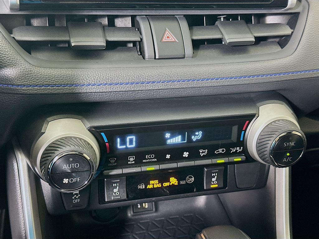 Thumbnail: 2023 Toyota RAV4 - 16