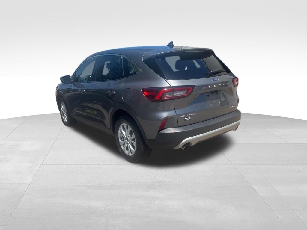 Used 2024 Gray Ford Active image 4