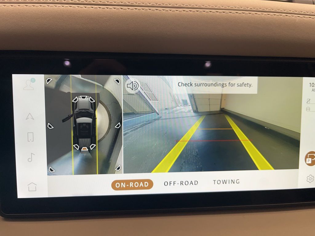 Thumbnail: 2024 Land Rover Defender - 18