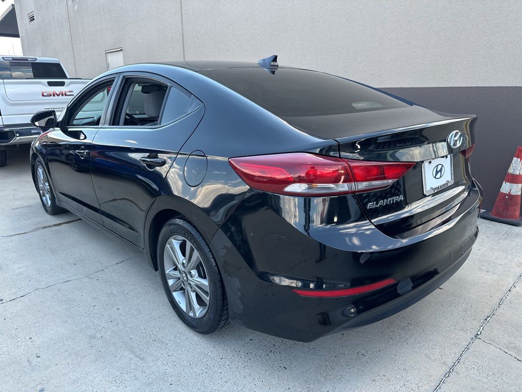 Thumbnail: 2018 Hyundai Elantra - 5