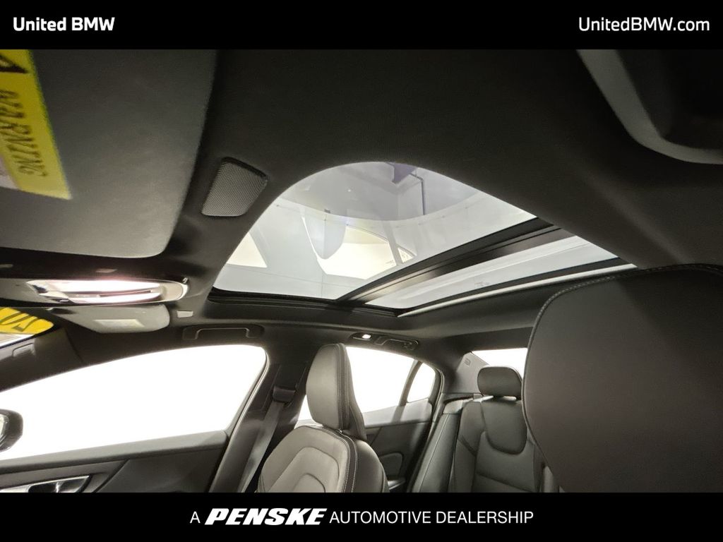 Thumbnail: 2024 Volvo S60 - 20