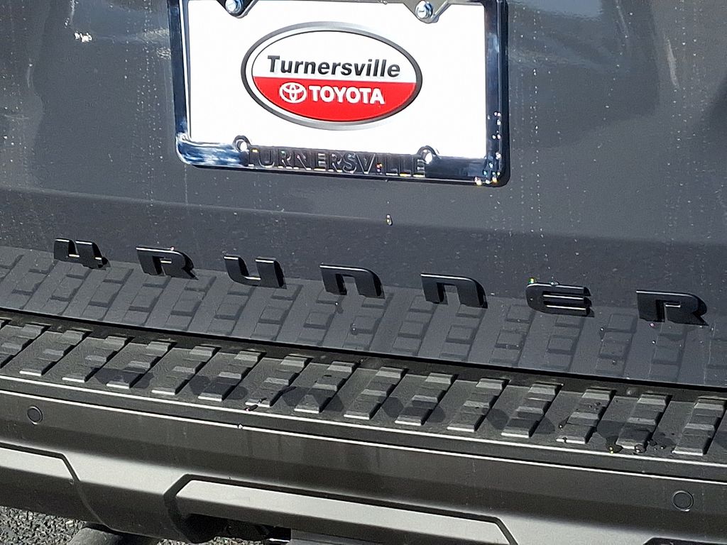 Thumbnail: 2025 Toyota 4Runner - 32